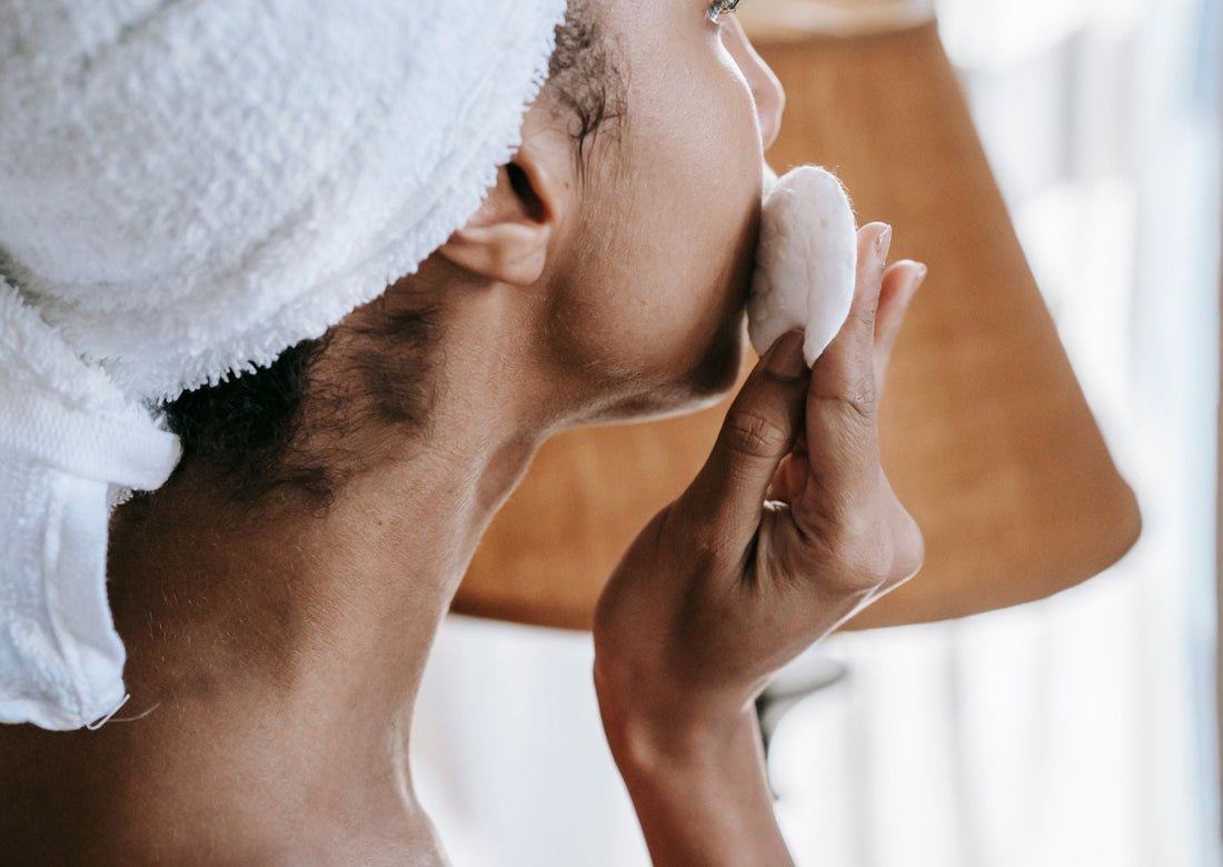 Routine de soin pour les peaux noires et métissées